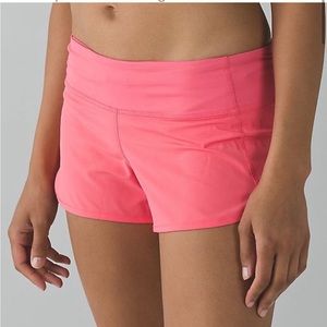 Lululemon 12 coral speed up shorts 2.5